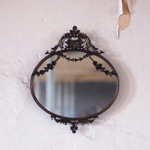 preview_antique-style-small-decorative-mirror